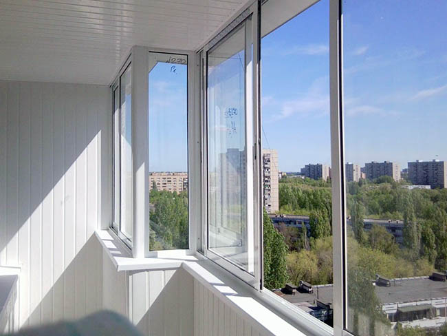 Нестандартное остекление балконов косой формы и проблемных балконов Протвино